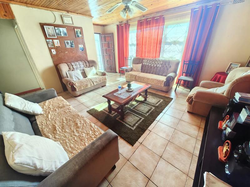 4 Bedroom Property for Sale in Ravensmead Western Cape